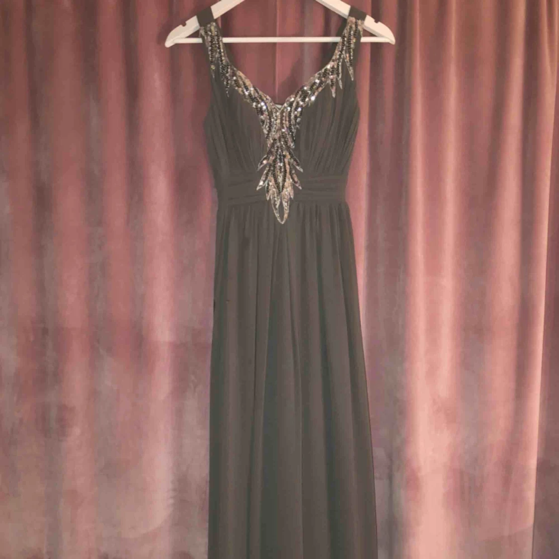 Bubbleroom Balklänning  - 90