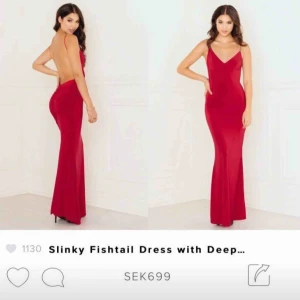  - Röd balklänning med öppen rygg från Rebecca Stella. Aldrig använd. Nypris 699kr. 