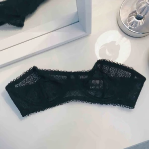  - Jätte fin bh utan band. Helt ny, aldrig använd. Frakten är inkluderad i priset. Betalning med swish