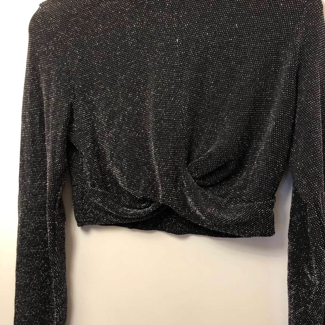 Glittrig cropptopp - 90