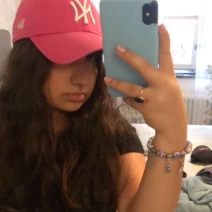 Keps - Keps som jag köpte från en vintage affär✨ använder inte keps så mycket så väljer att sälja den 