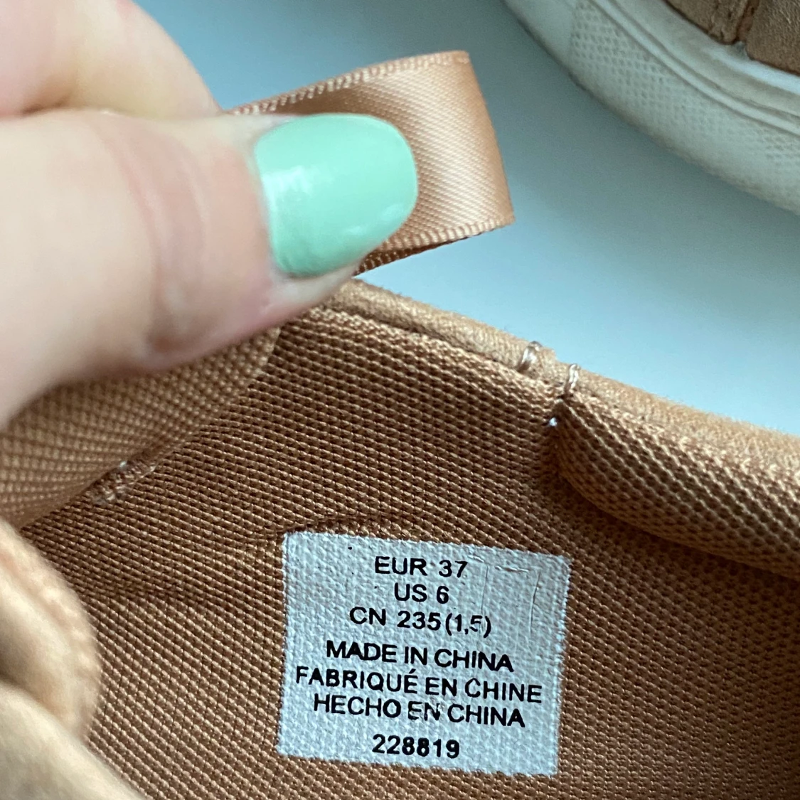 Skor med sidensnören - 91