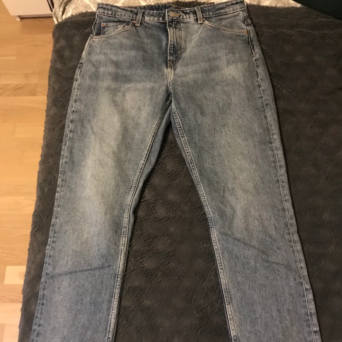 Weekday jeans- seattle  - 90