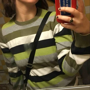  - Cool randig tröja!!!