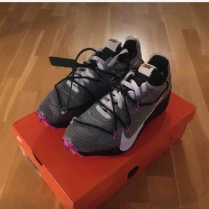  - Nike x off White vapor street  Aldrig använda 