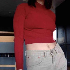  - Så snygg topp från Urban outfitters superfin färg och mysig.