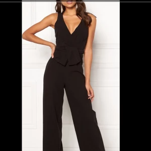  - Helt ny jumpsuit från chiara forthi, bubbleroom