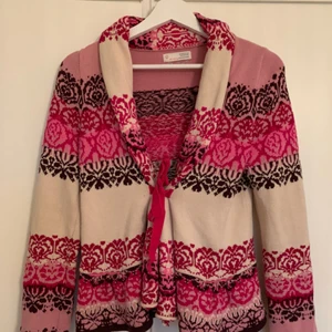  - Odd Molly kofta i storlek 2, väldigt fint skick som ny  