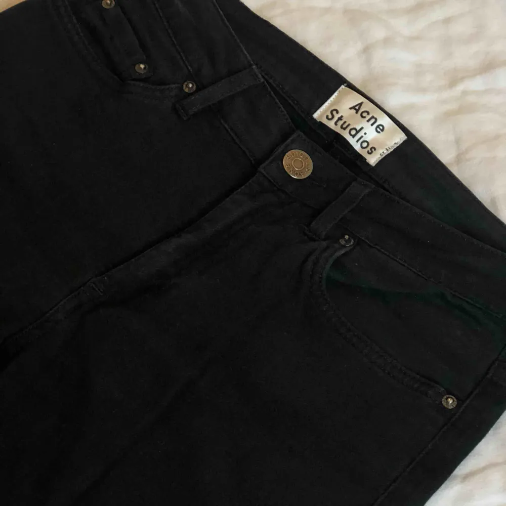 Black Acne jeans in skinny fit . Jeans & Byxor.
