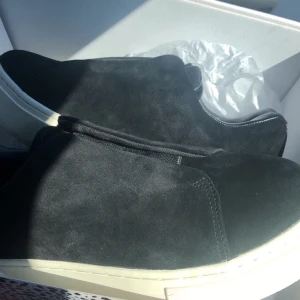 Eytys Doja - Svarta eytys doja i storlek 38, nyskick.