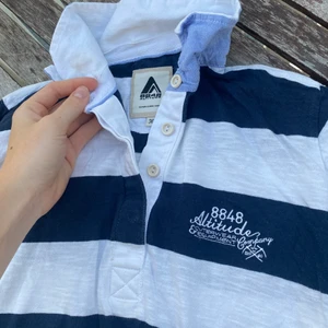 8848 tröja - Båtinspirerad tröja med ränder