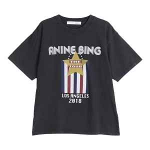 Anine bing X Gina tricot t shirt - Såååå ball T-shirt från Anine Bing x Gina tricot!! En t shirt som verkligen gör hela looken😍