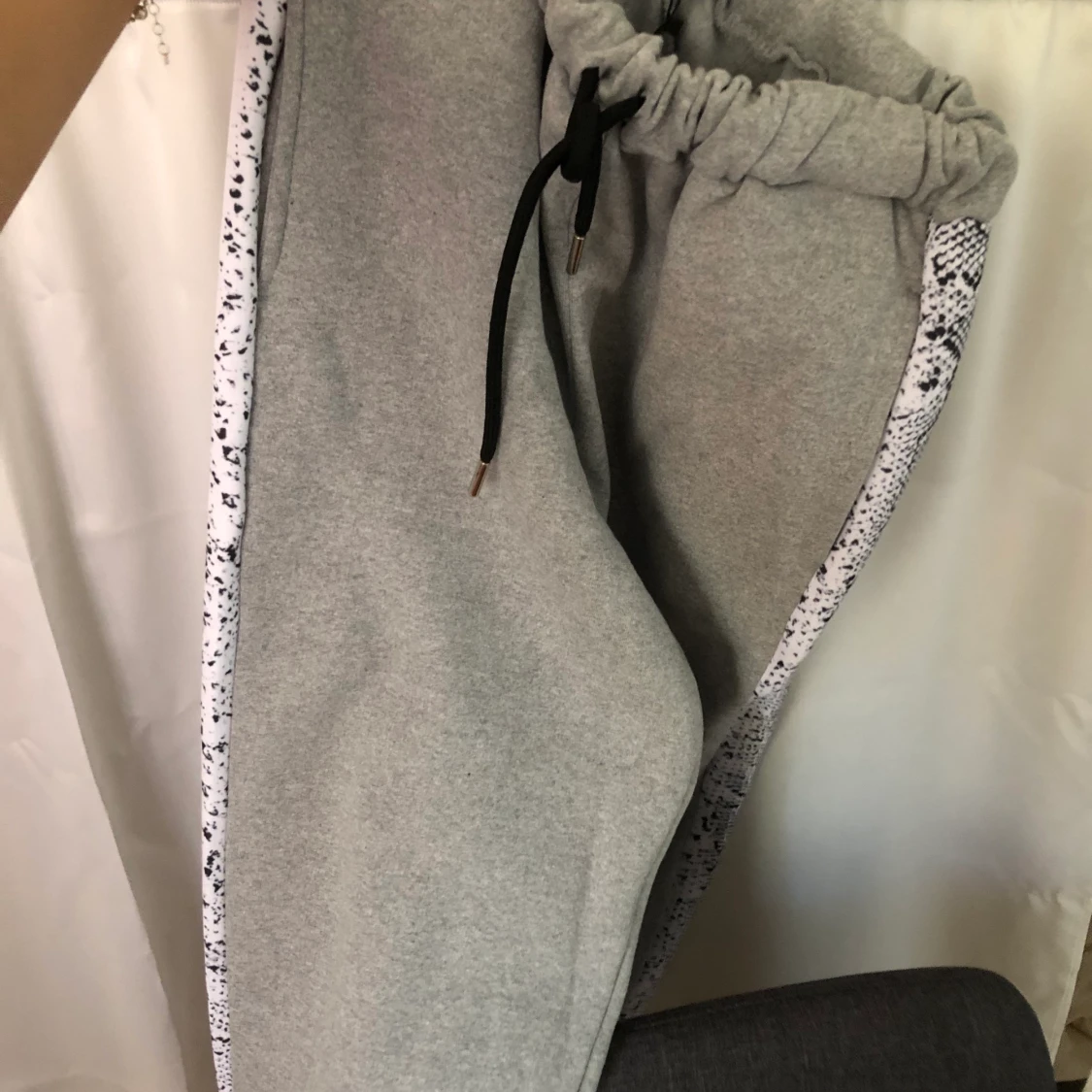 Mjukisbyxor m snakeprint