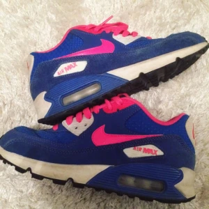  - Äkta air Max i mycket bra skick!