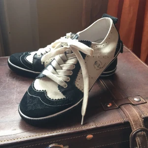  - Brand new #PepeJeans shoes size 42