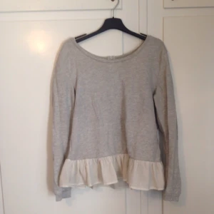  - Ursnygg och populär tröja från Gina! Använd ett fåtal gånger.
