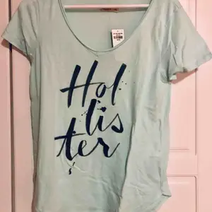 Ny t-shirt från Hollister, prislapp kvar 