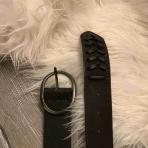  - Skärp från indiska. 