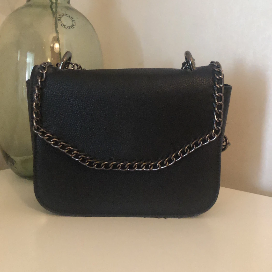 Svart Axel/Crossbody väska 