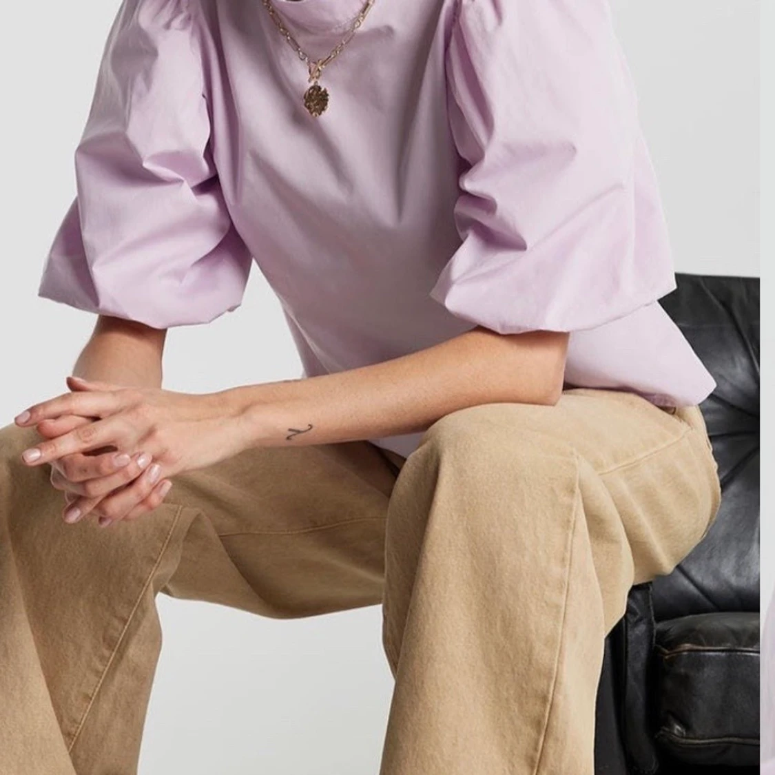 Blus med puffärmar - 90