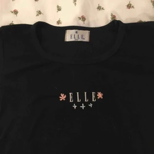  - Superfin elle-tröja köpt på second hand!