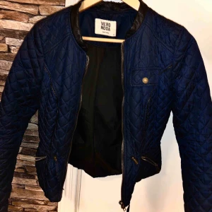  - Jacka från vero moda, strl s. Har använts ett fåtal gånger. Fri frakt 
