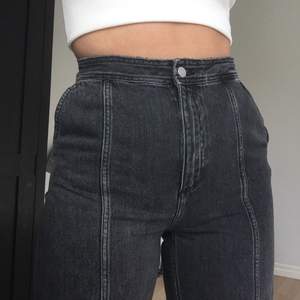 Svart/grå jeans