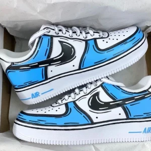 Custom skor - Jag ska börja göra custom skor som tex dessa! (Spelar ingen roll vad för skor)  Priser kommer variera på hur avancerad design ni väljer🦋 kontakta mig här om ni har frågor💌