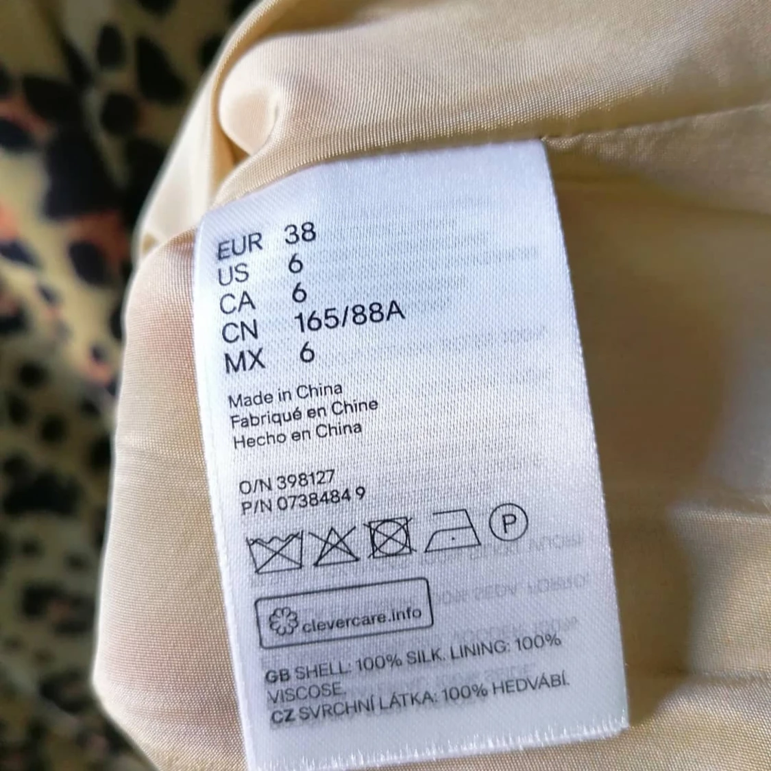 Sidenklänning med leopardprint  - 91