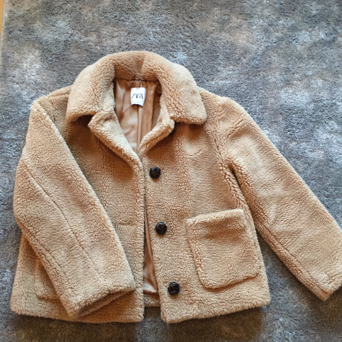 Teddyjacka från Zara storlek XS