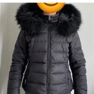 Vinter jacka - Rock and blue jacka, endast använd fåtal gånger förra vintern. 