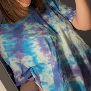 t-shirt - asball t-shirt som aldrig kommer till användning tyvärr!! pris kan diskuteras💞