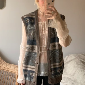 vintage väst - thriftad väst, toppskick!