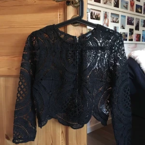  - Crop top, aldrig använd