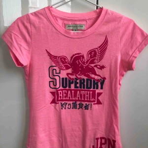  - Bra skick. Oanvänd.  Är storlek M men är liten i storleken så sitter som storlek S/XS.  Betalning via Swish.