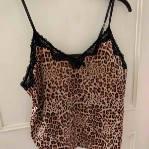  - Finns i Norrköping, annars står köparen för frakten. (20kr)