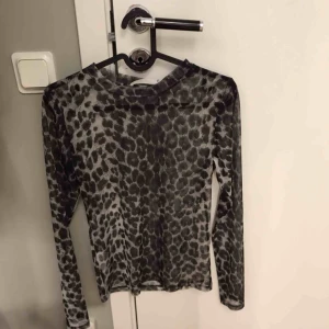  - Nyss köpt  Endast testad