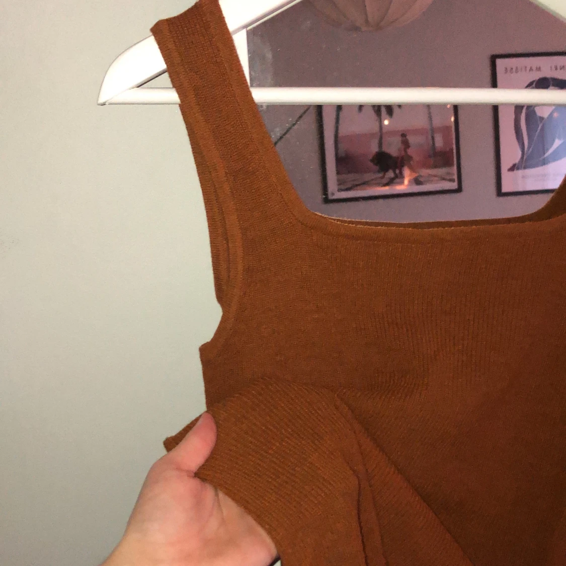 Ribbstickad klänning - 91