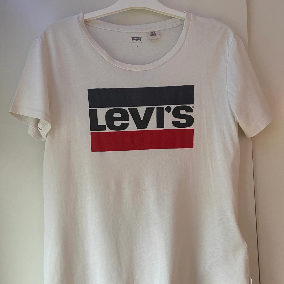 Levis T-shirt
