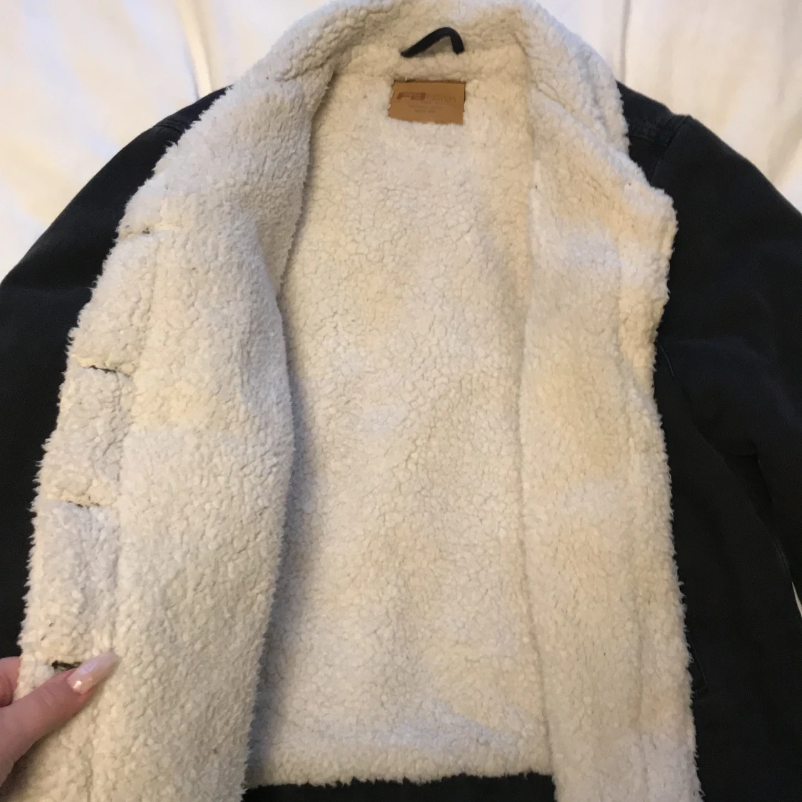 Fodrad jeansjacka från FBsister i strl L - 90