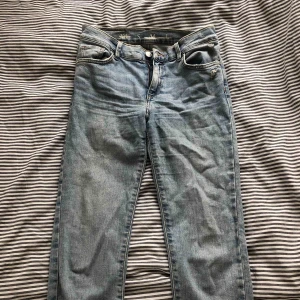  - Säljer mina tajta jeans från bikbok😋 fint skick! 