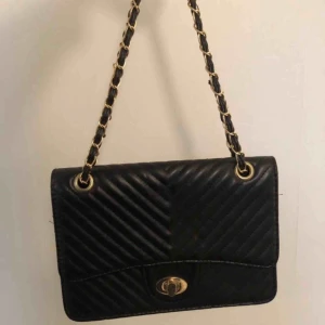  - Fin väska, knappt använd!