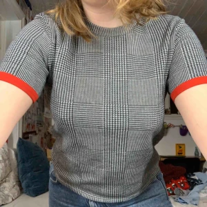  - Tröja från Zara. Fri frakt🥰🍷👩‍❤️‍💋‍👩