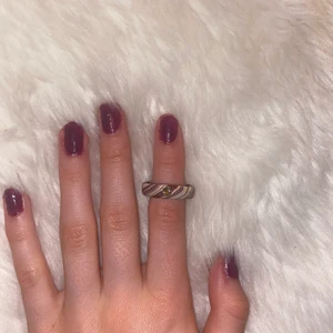 Trendiga ringar!! - Trendiga ringar gjorda av fimolera:) 