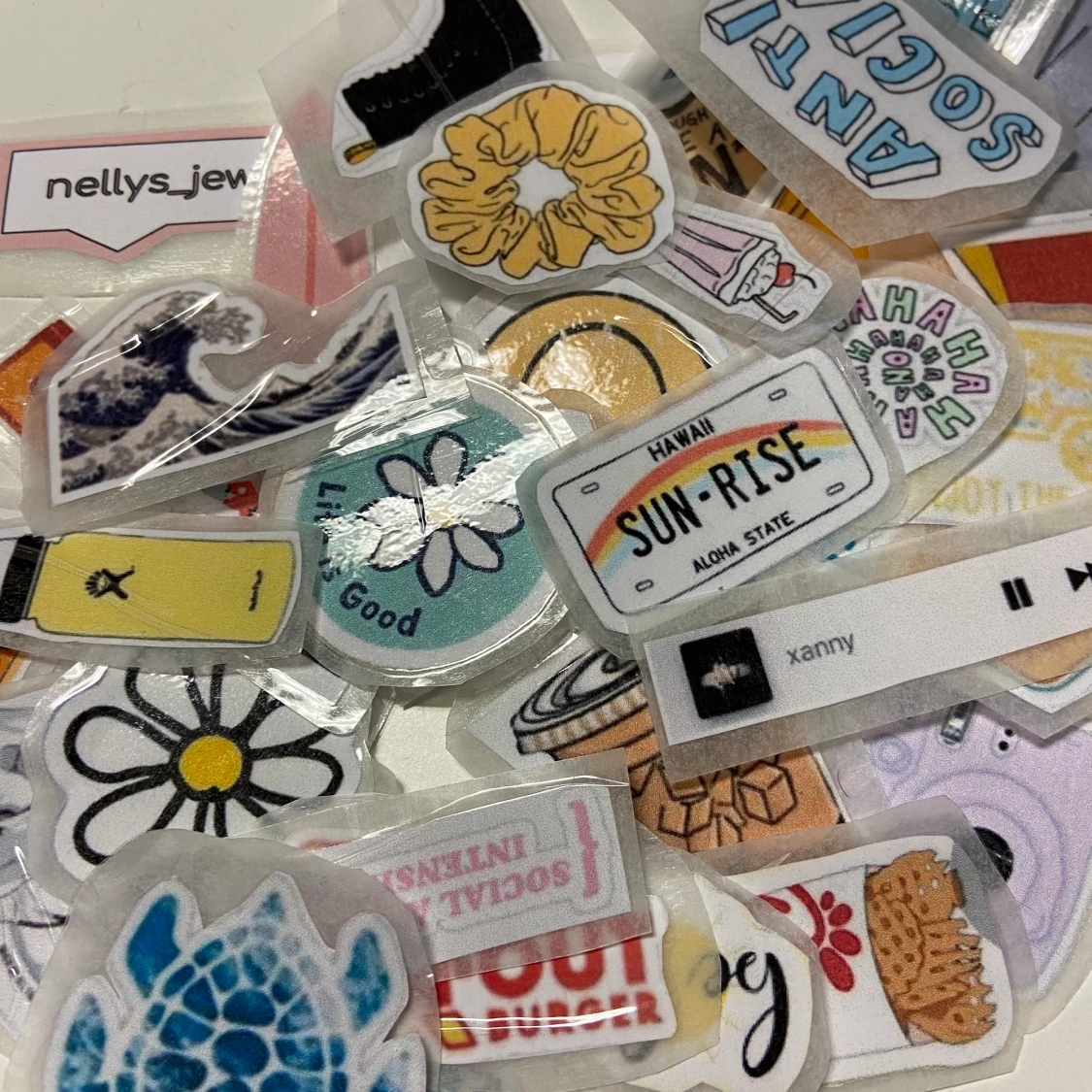 Klistermärken random