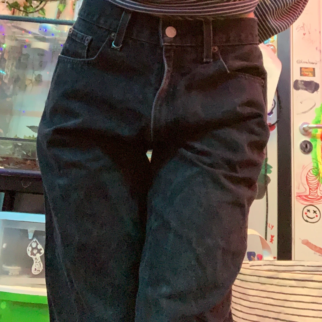 Svarta jeans från levis - 90