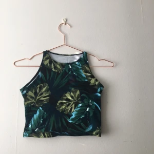  - Crop top från American Apparel