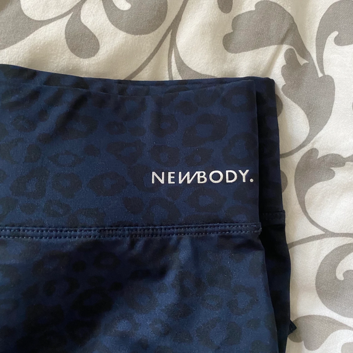 Träningstajts newbody - 90