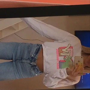 Mvt sweatshirt - Sweatshirt ifrån hm, knappt använd