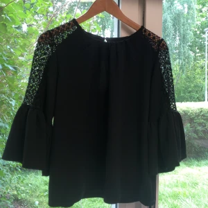 Vero Moda blus strl L - Bra skick, använd 2 gånger